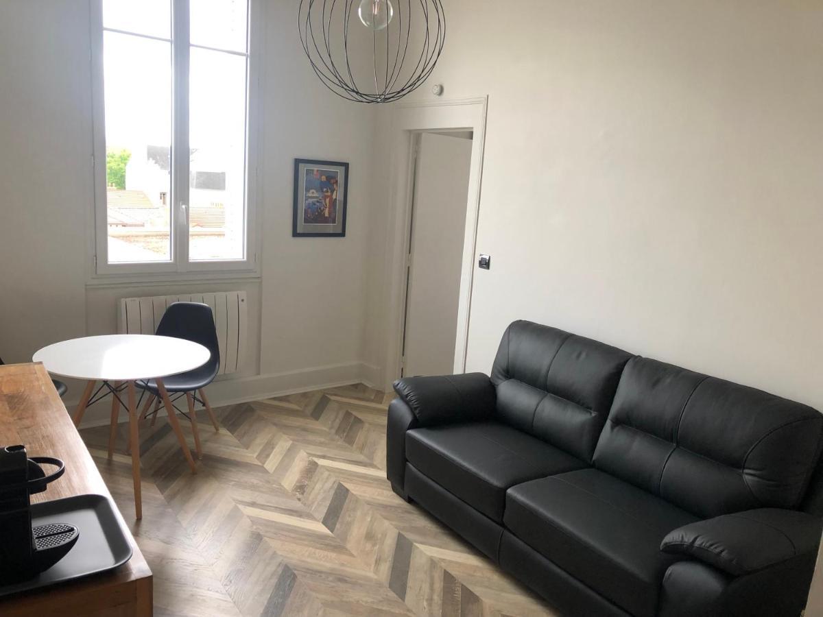 Superbe Appartement Independant En Centre Ville Vichy Exterior foto